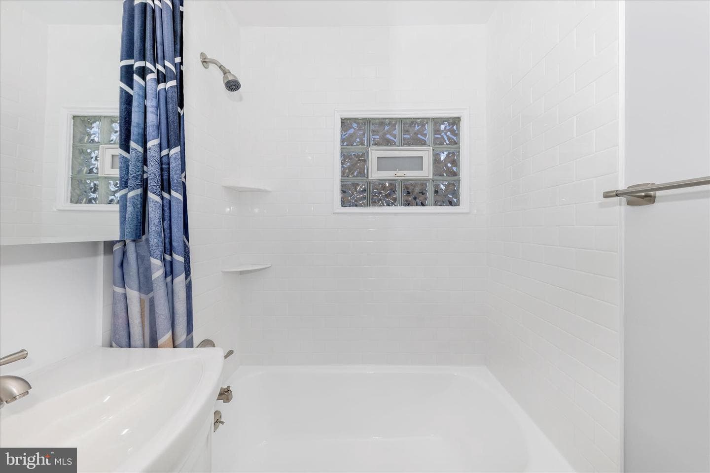 2112 Pimmit Drive photo 30