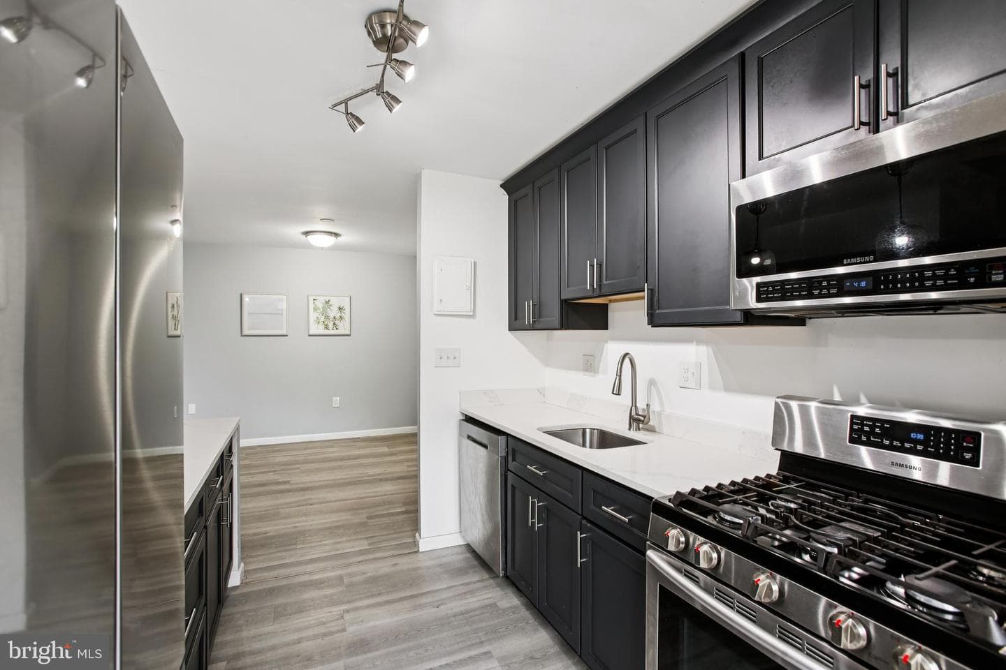 5608 Bloomfield Drive #204 photo 12
