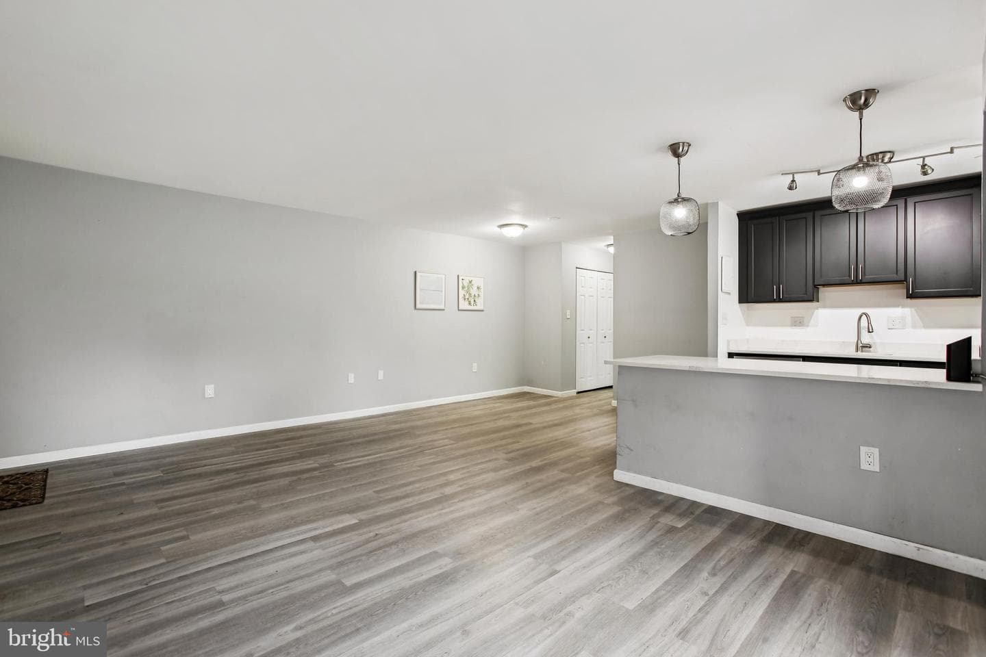 5608 Bloomfield Drive #204 photo 32