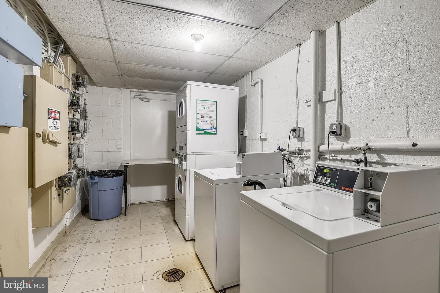 5608 Bloomfield Drive #204 photo 37