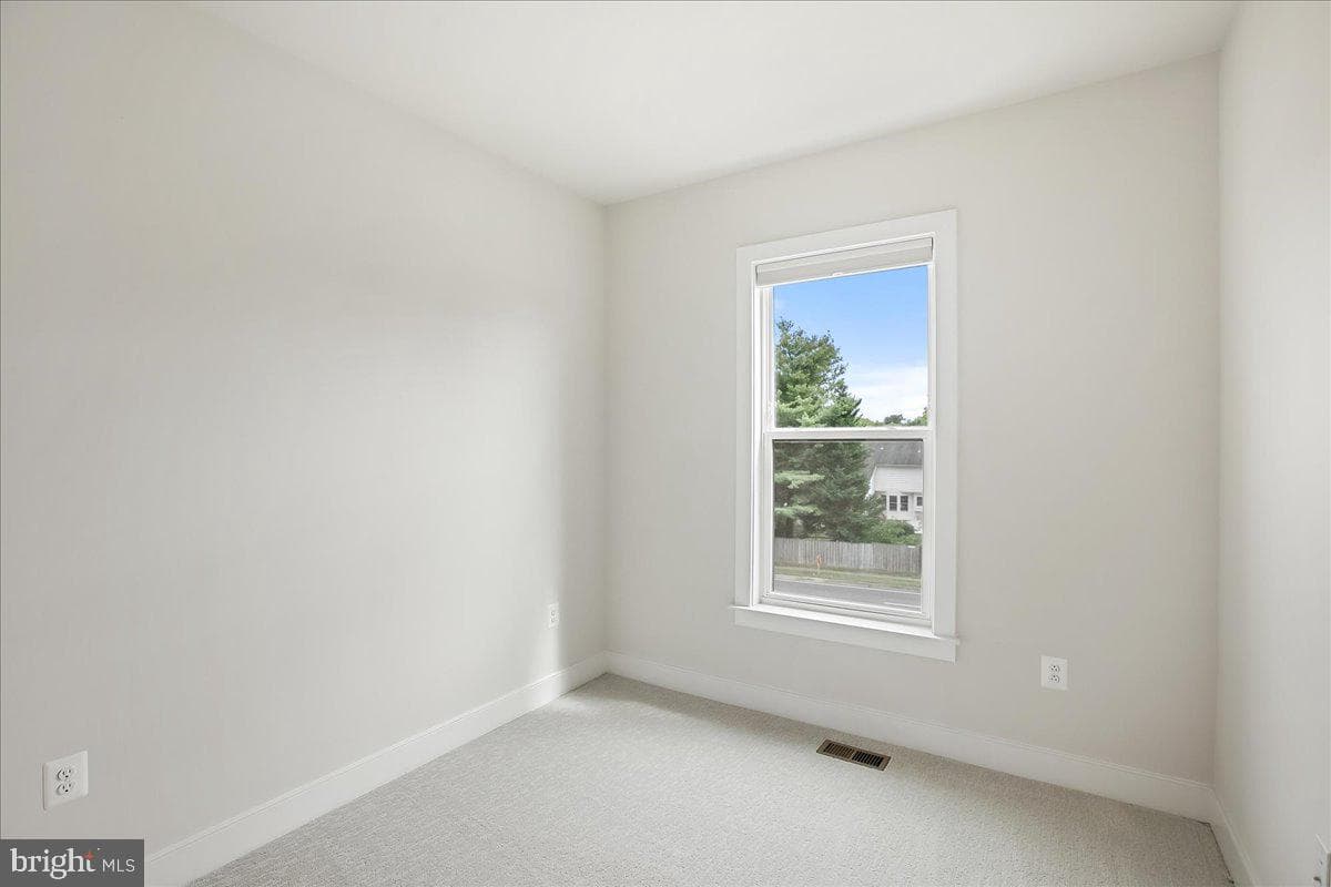 12768 Sunrise Valley Drive photo 24