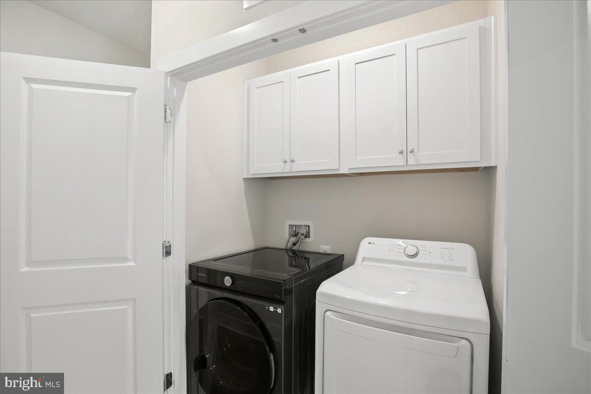 12768 Sunrise Valley Drive photo 27