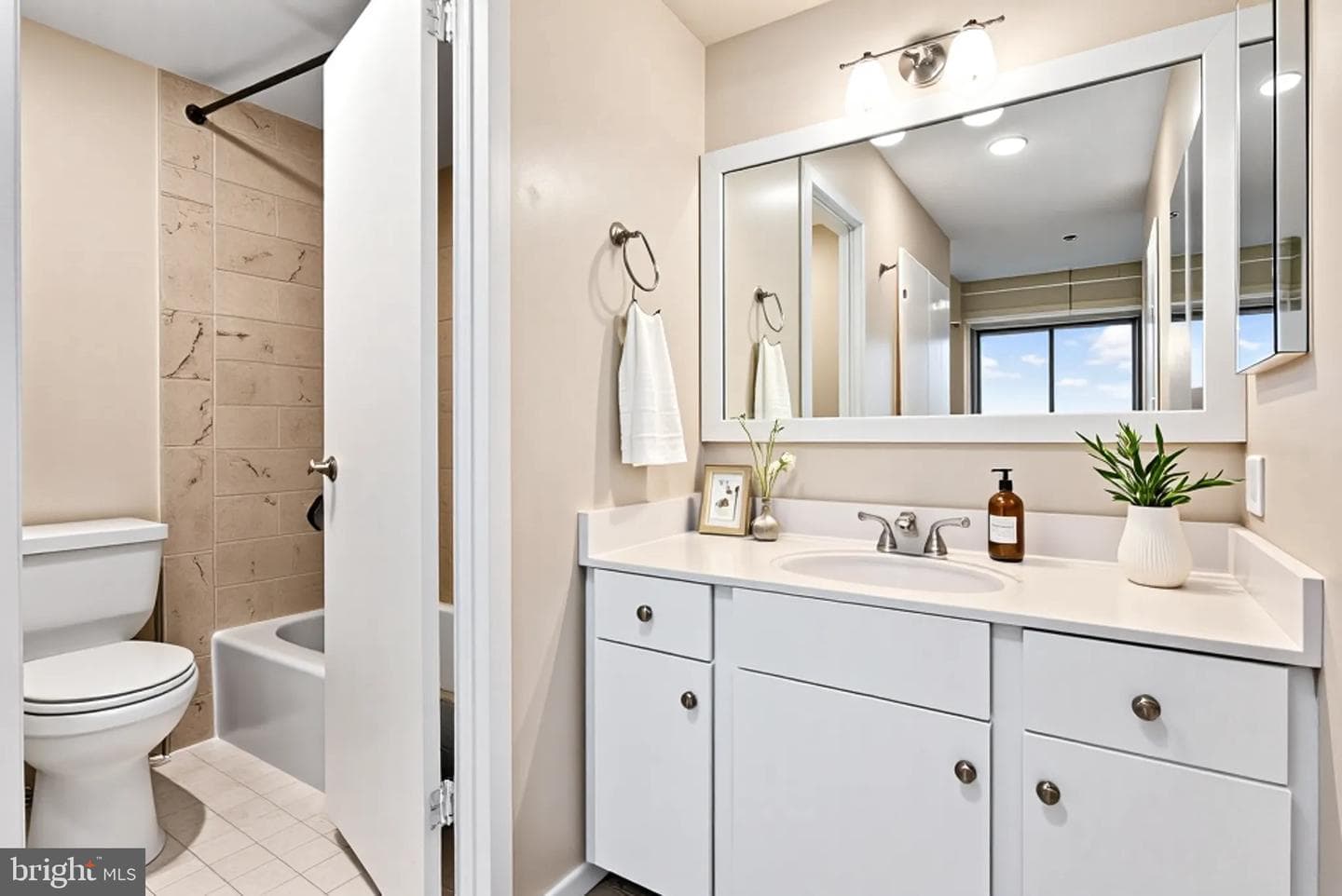 3701 S George Mason Drive #2111n photo 10
