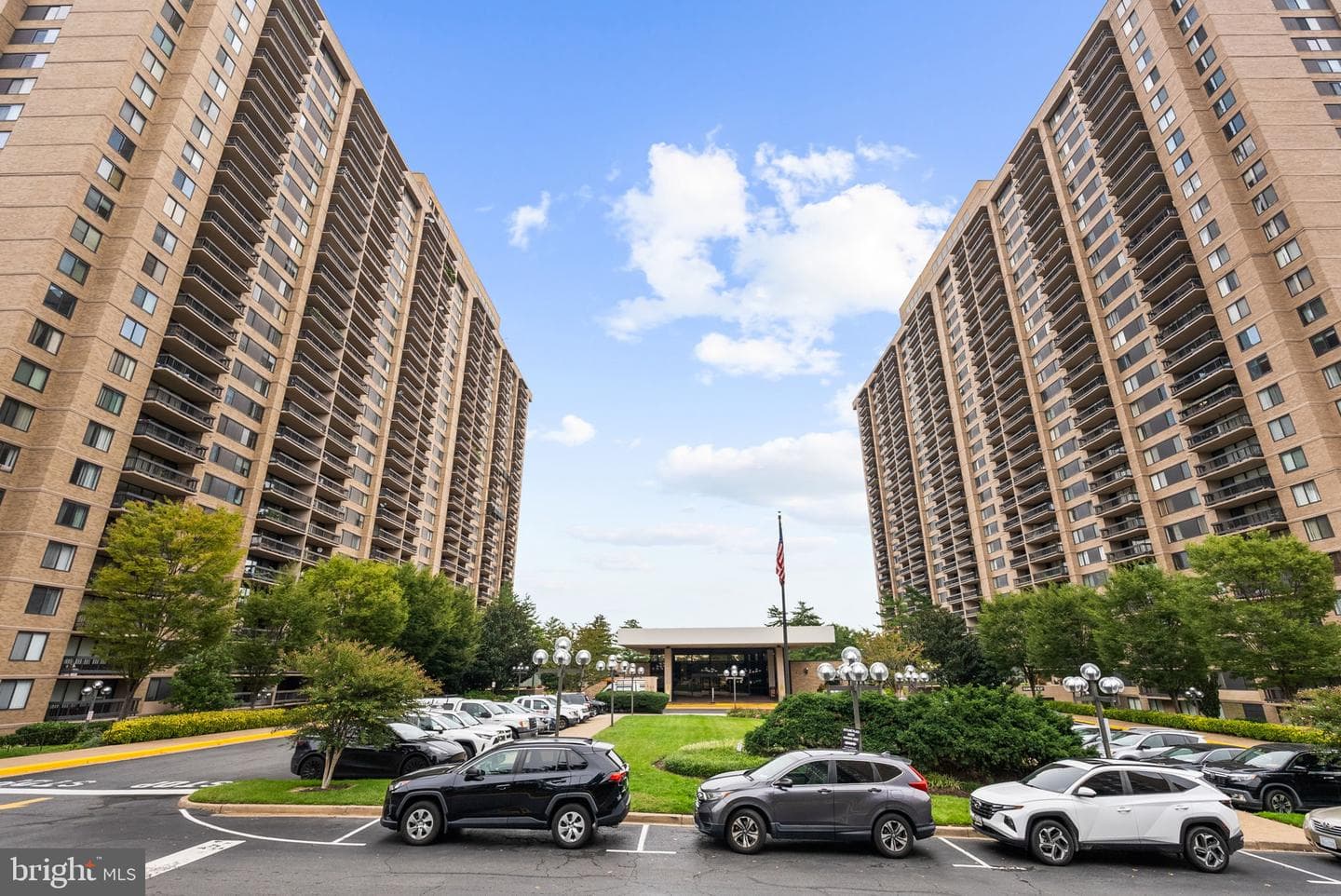 3701 S George Mason Drive #2111n photo 31