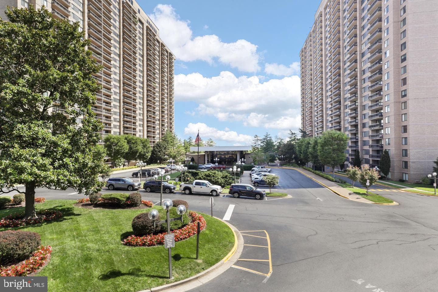 3705 S George Mason Drive #1409s photo 3