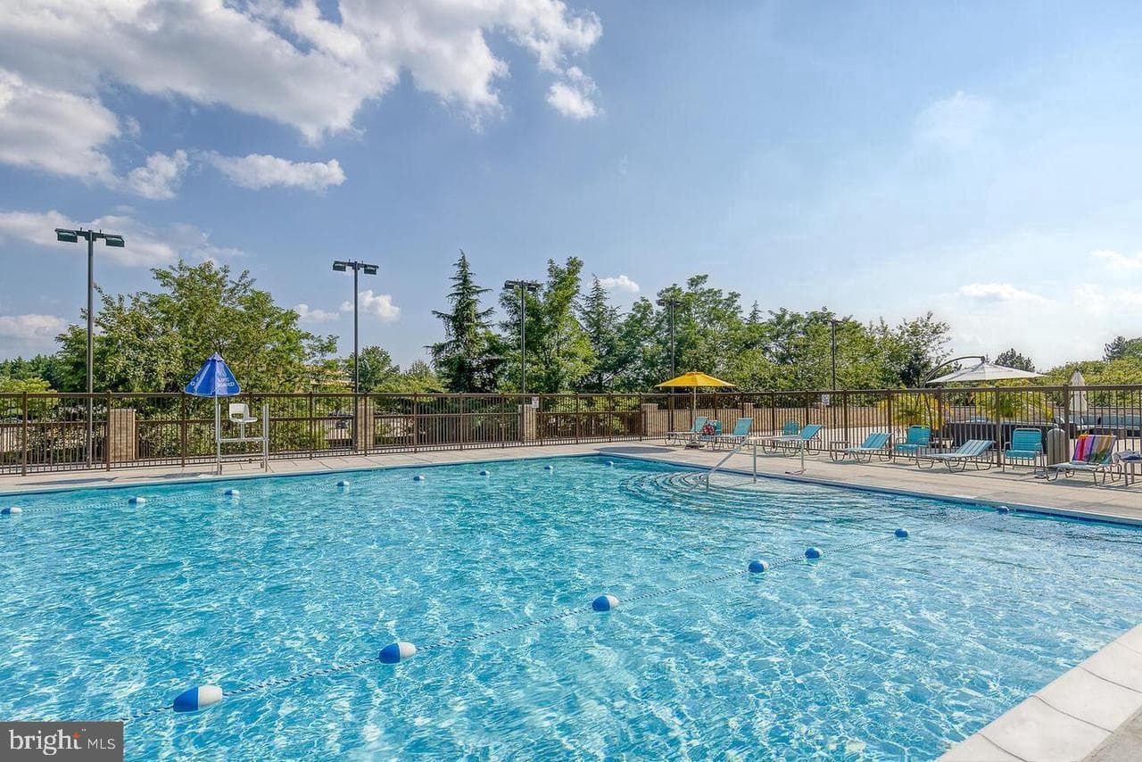 3705 S George Mason Drive #1409s photo 9