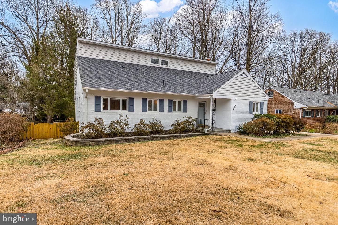3103 Valley Lane photo 2