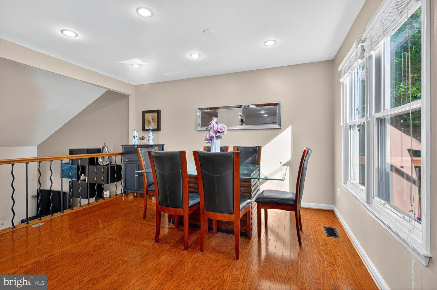 5834 Stone Ridge Drive photo 25