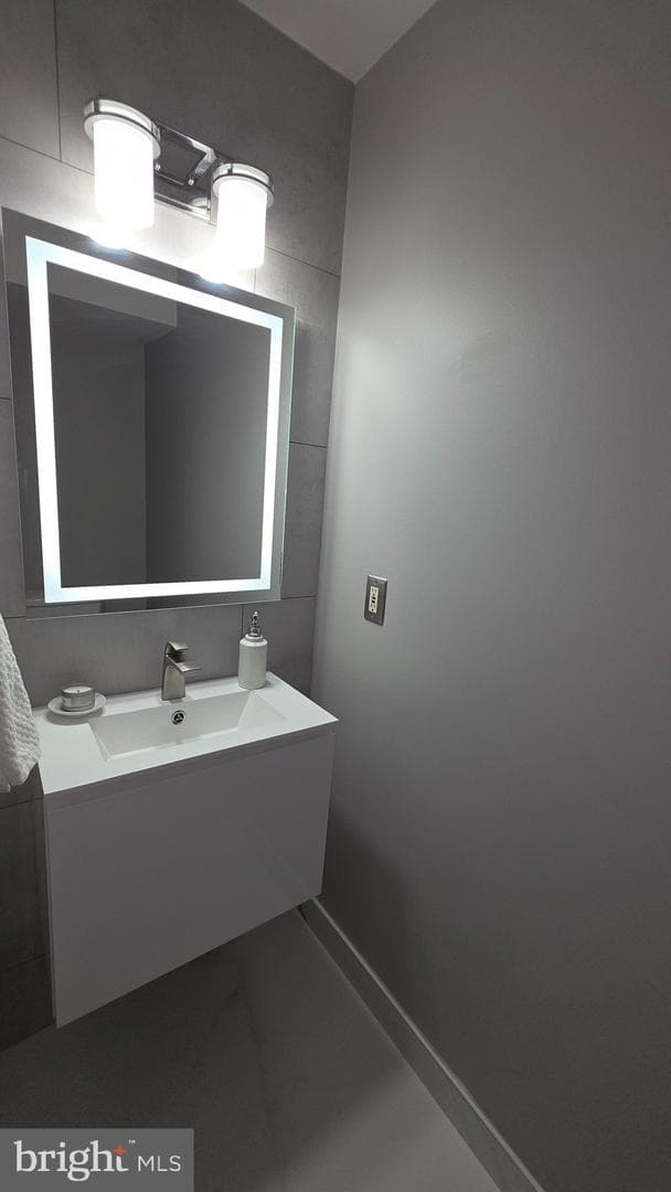 5834 Stone Ridge Drive photo 55