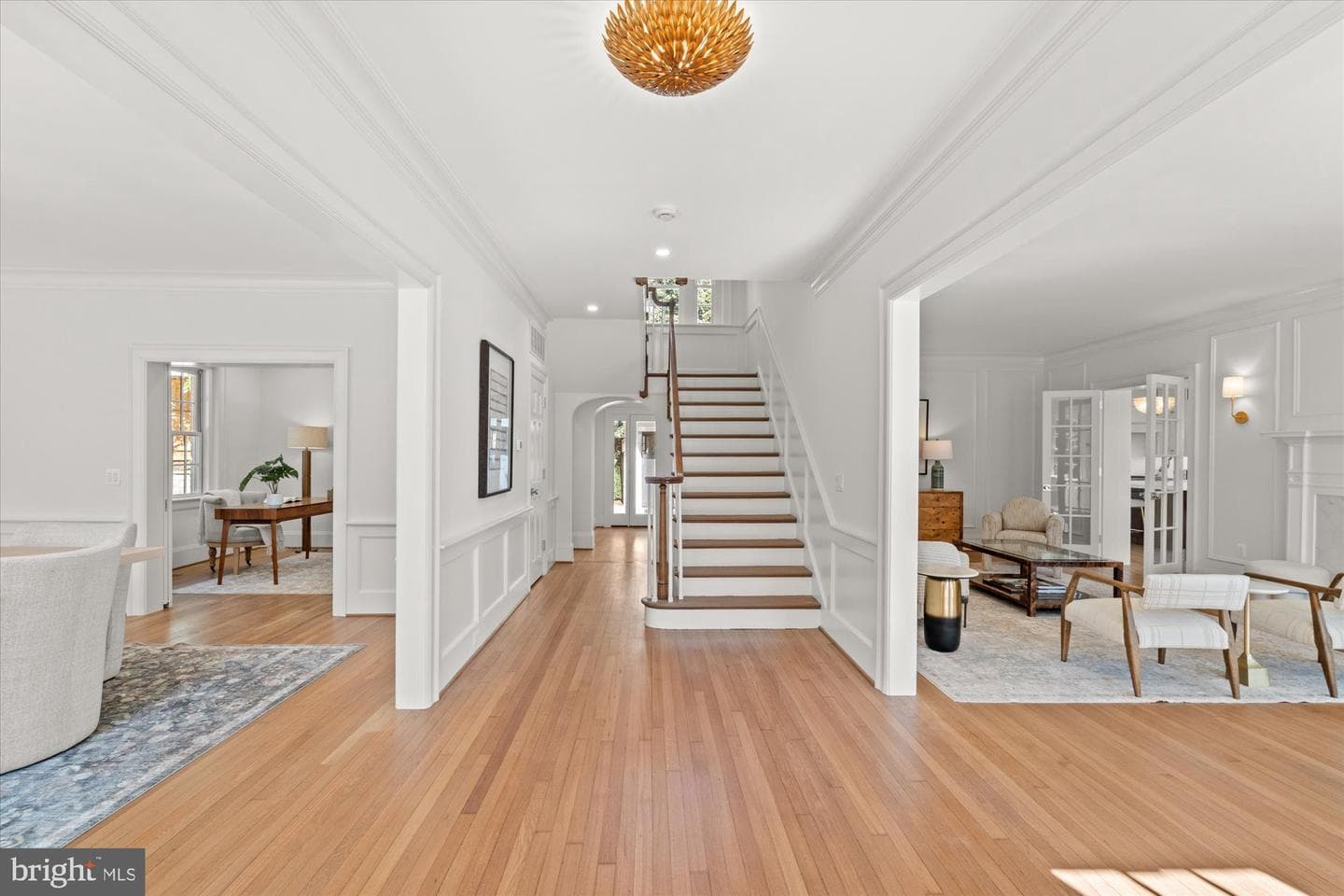 1814 Edgehill Drive photo 2