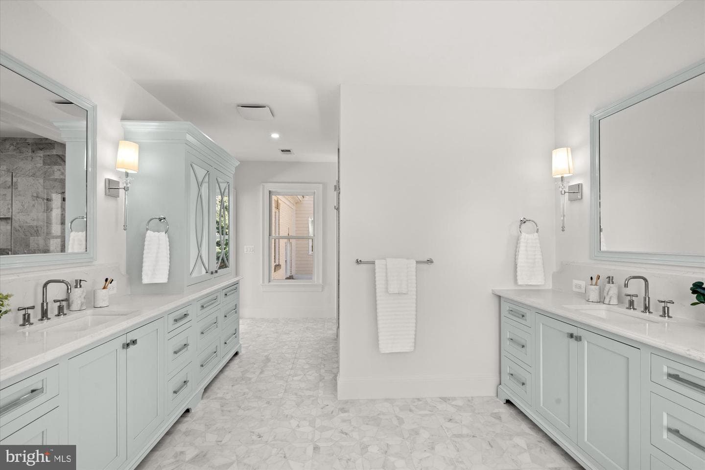 1814 Edgehill Drive photo 35