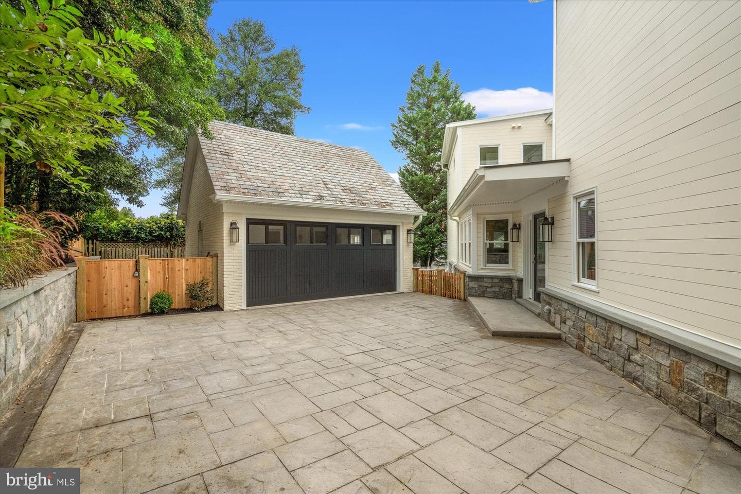 1814 Edgehill Drive photo 46