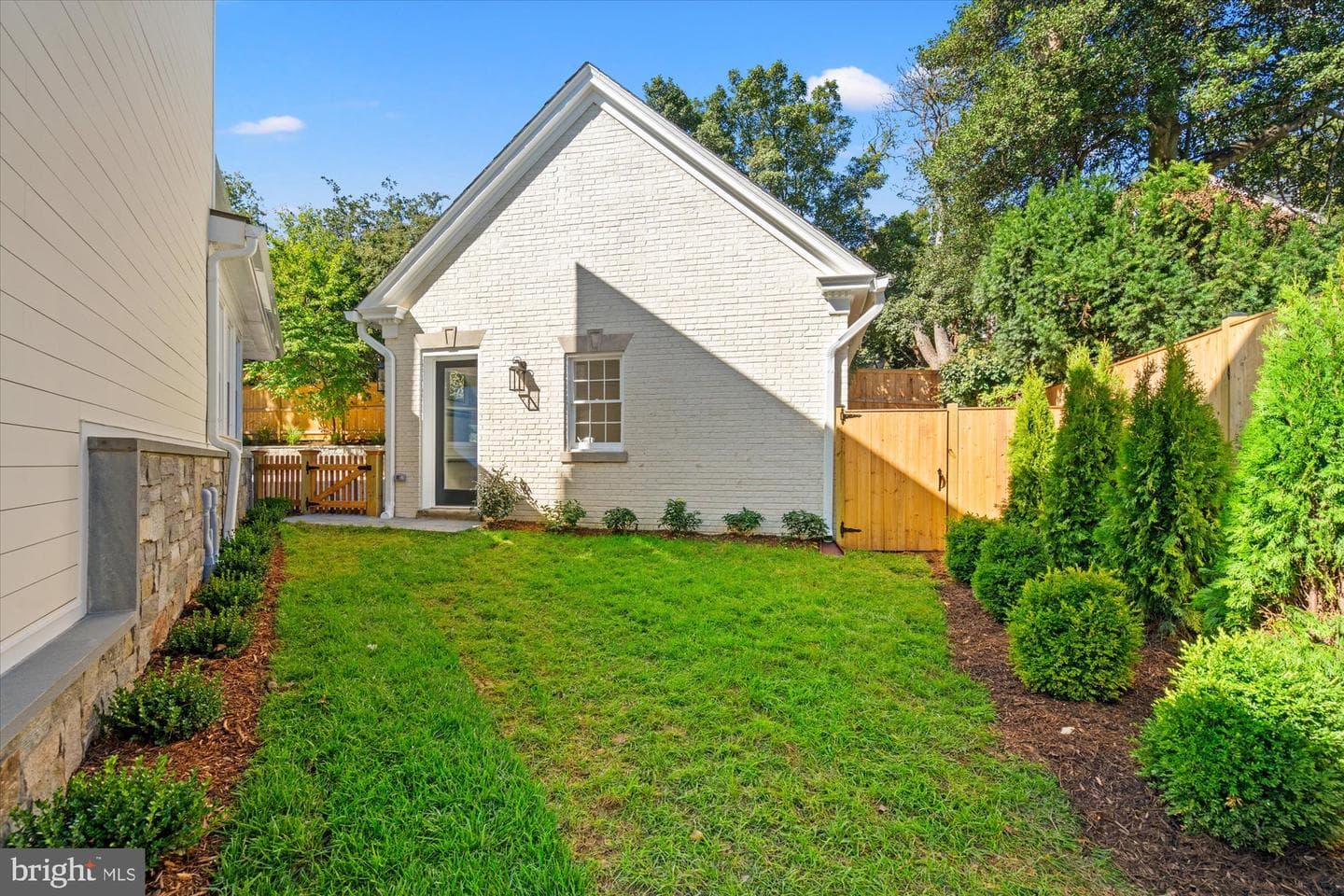 1814 Edgehill Drive photo 50