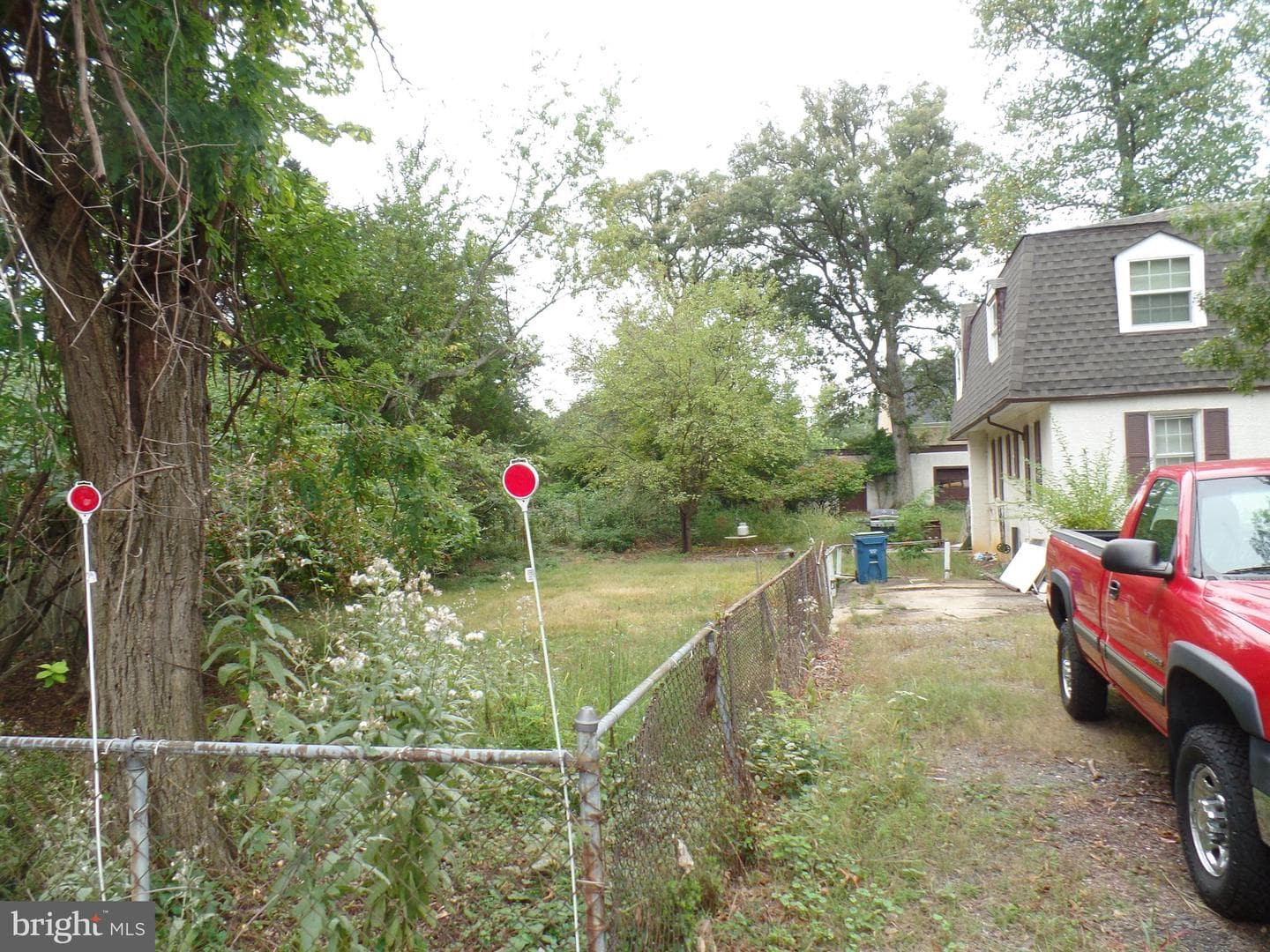 2207 Sandburg Street photo 2