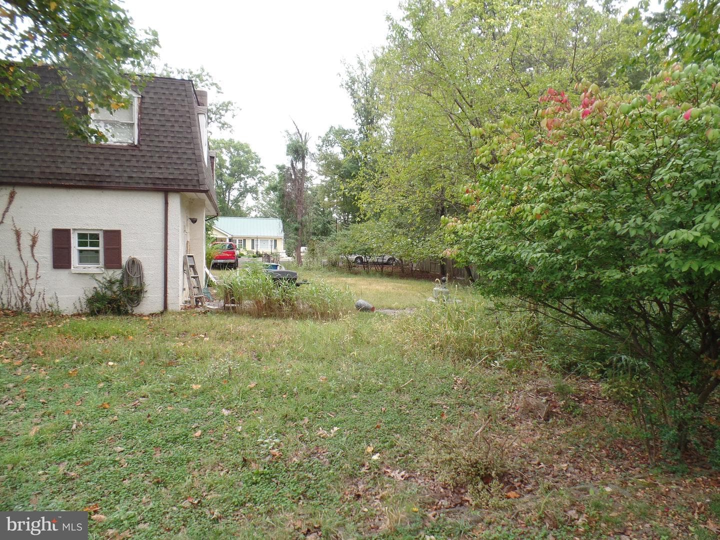2207 Sandburg Street photo 4