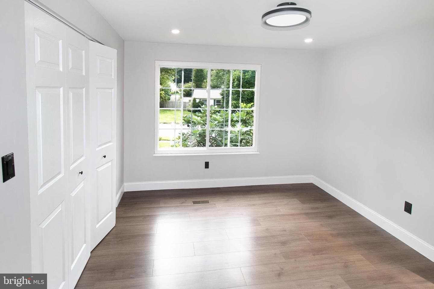 5377 Laura Belle Lane photo 11