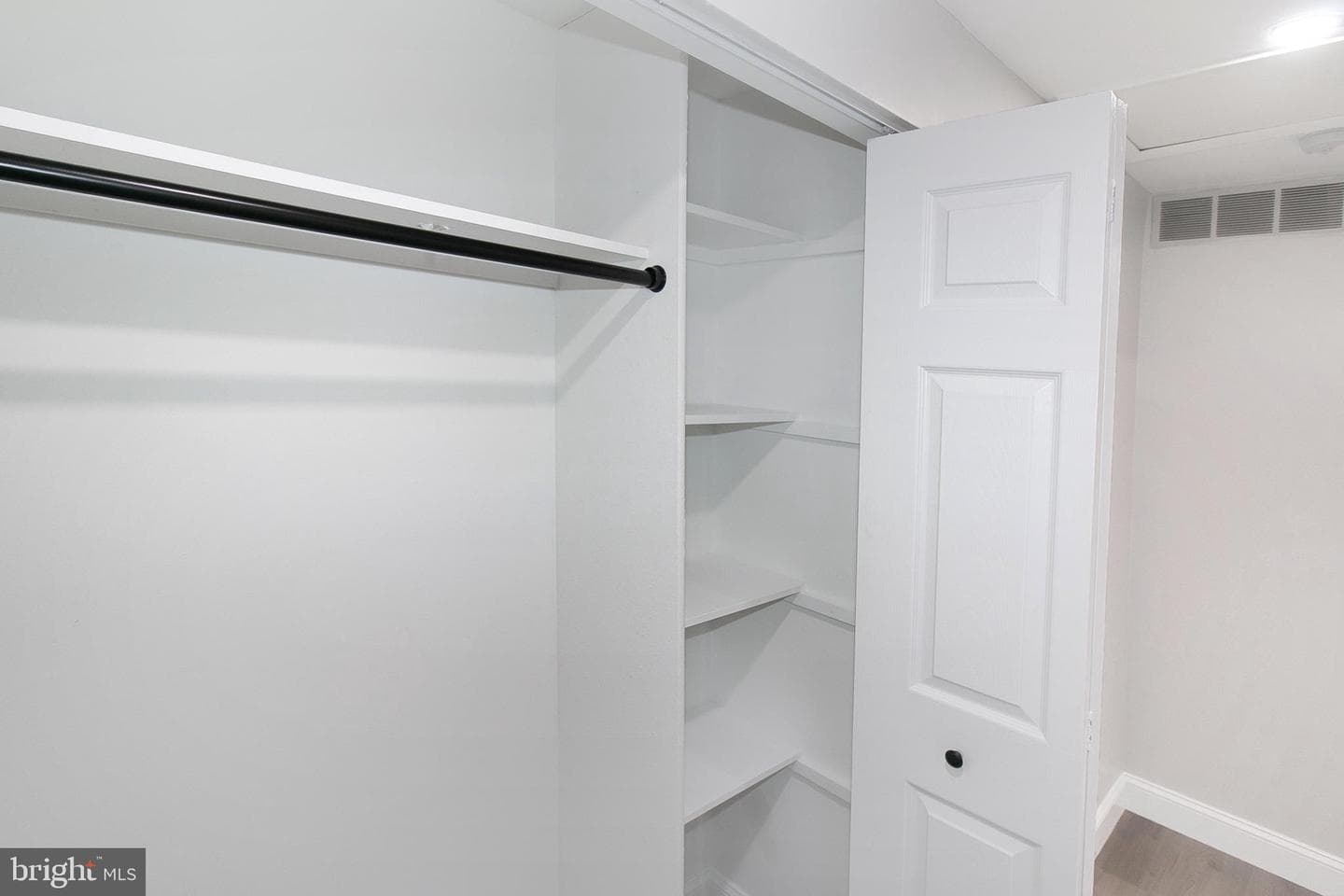 5377 Laura Belle Lane photo 16