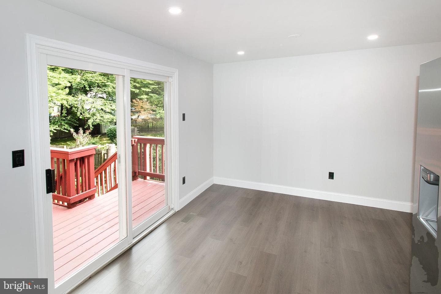 5377 Laura Belle Lane photo 7