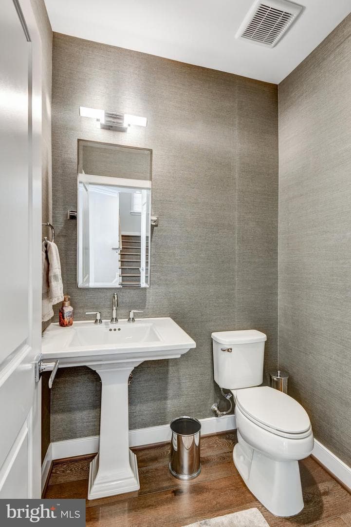 4430 George Mason Boulevard photo 11