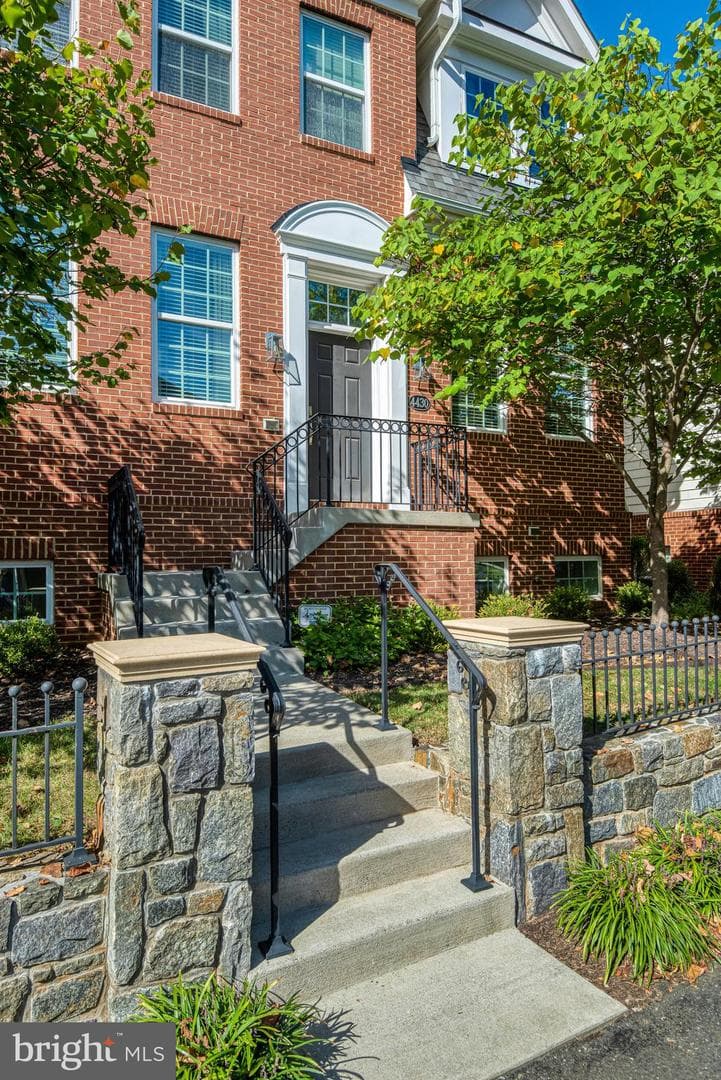 4430 George Mason Boulevard photo 4