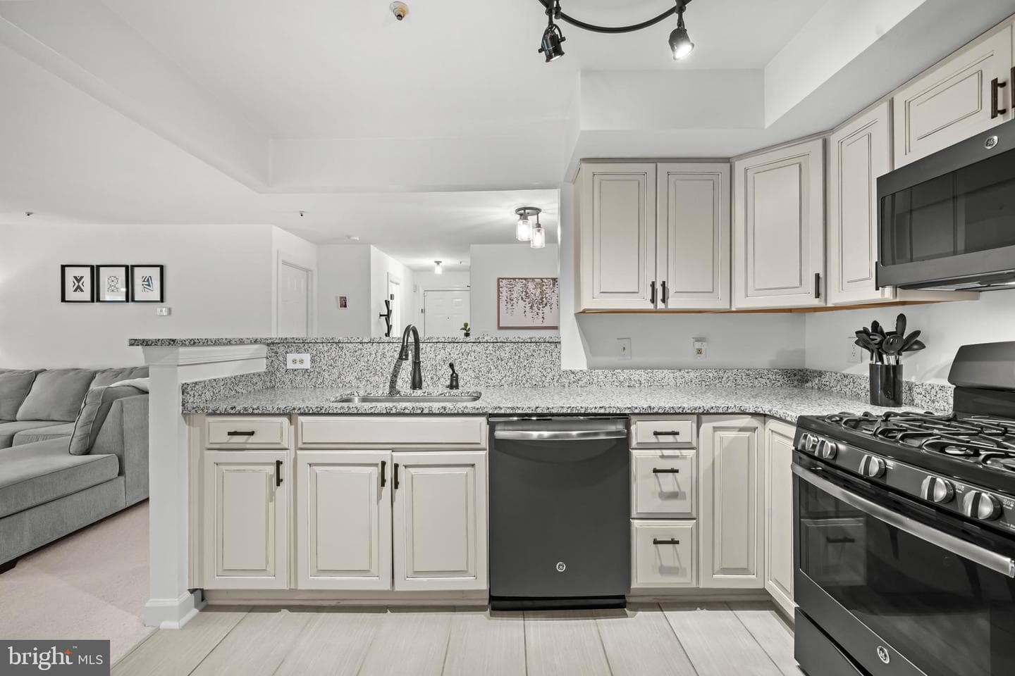 12229 Fairfield House Drive #206 photo 4