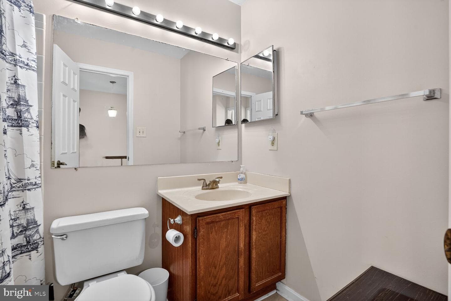 3350 Stone Heather Court photo 9