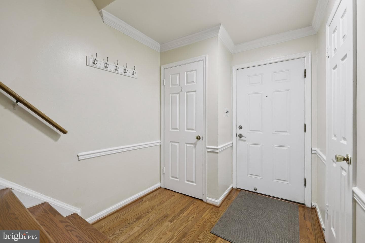 4541 Garbo Court photo 3