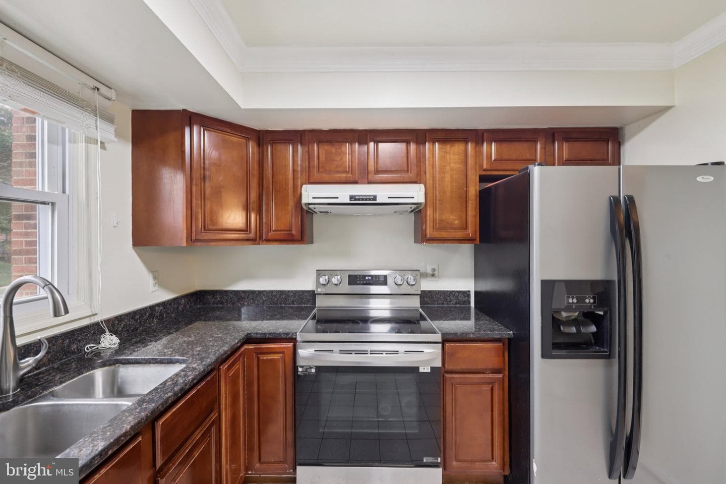 4541 Garbo Court photo 6