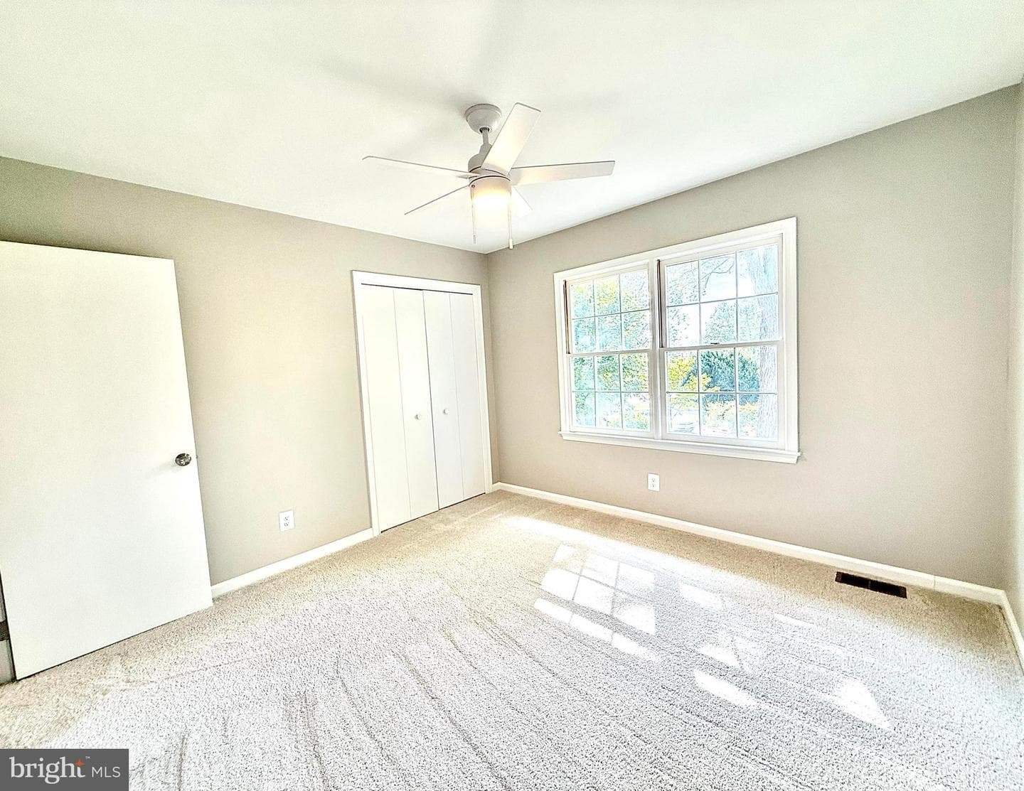 2960 Hibbard Street photo 29