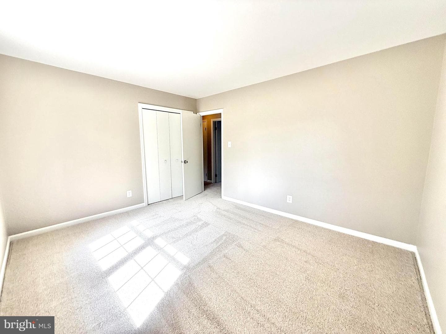 2960 Hibbard Street photo 35