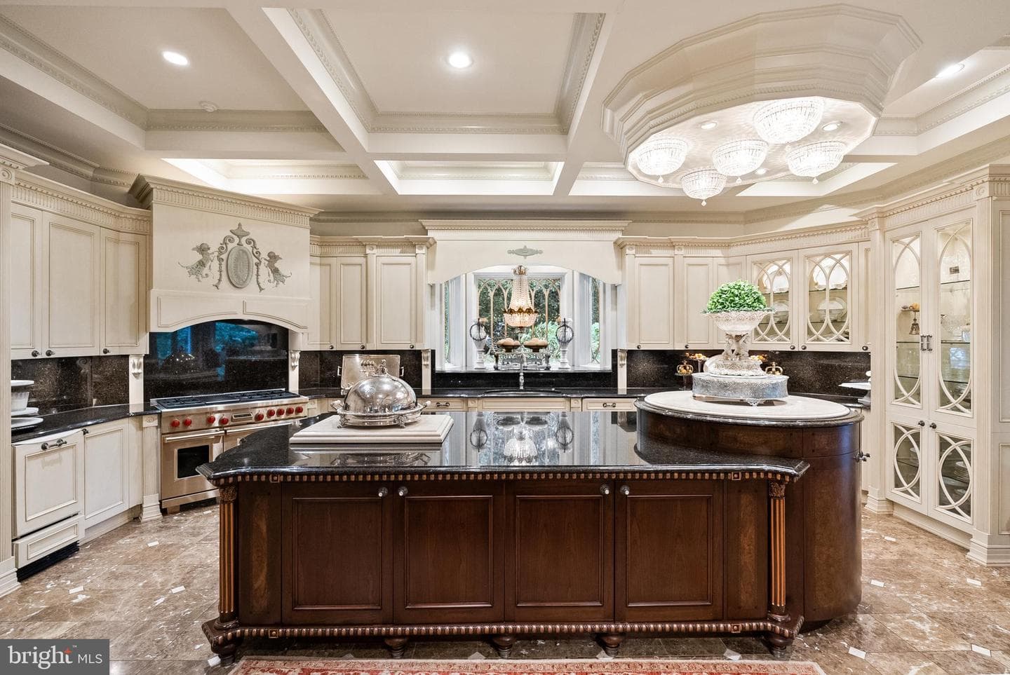 10205 Cedar Pond Drive photo 4