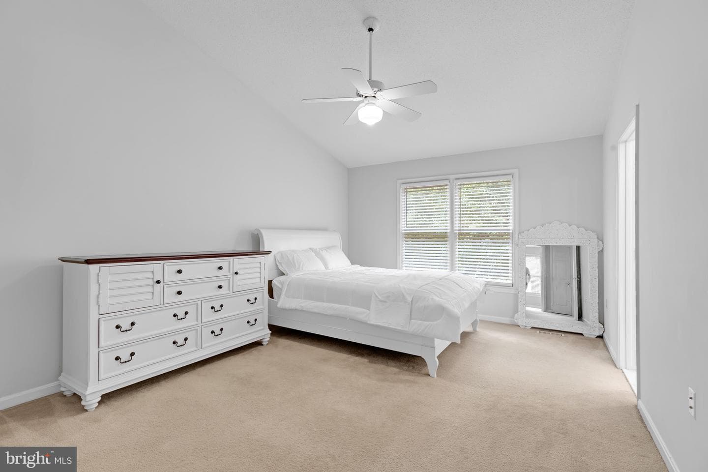 8110 Squirrel Run Road photo 20