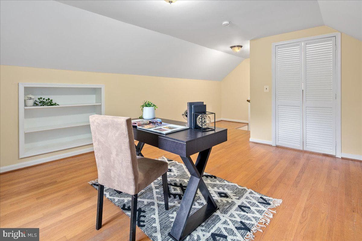 5025 Kingston Drive photo 32