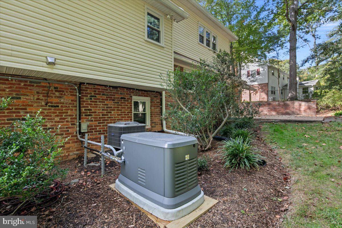 5025 Kingston Drive photo 56