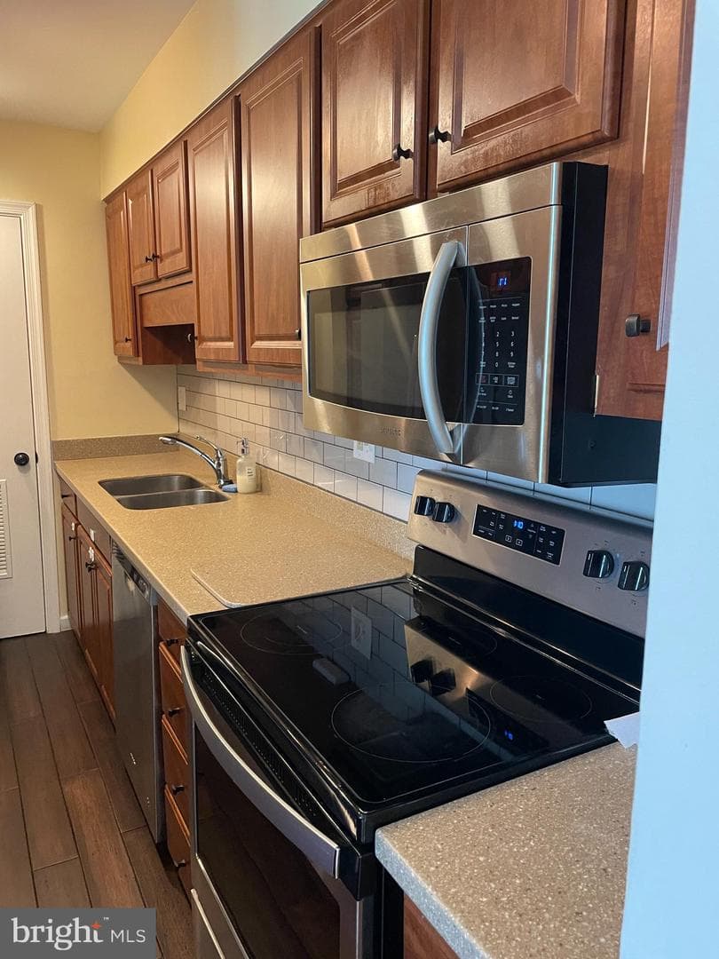5800 Torington Drive #836 photo 3