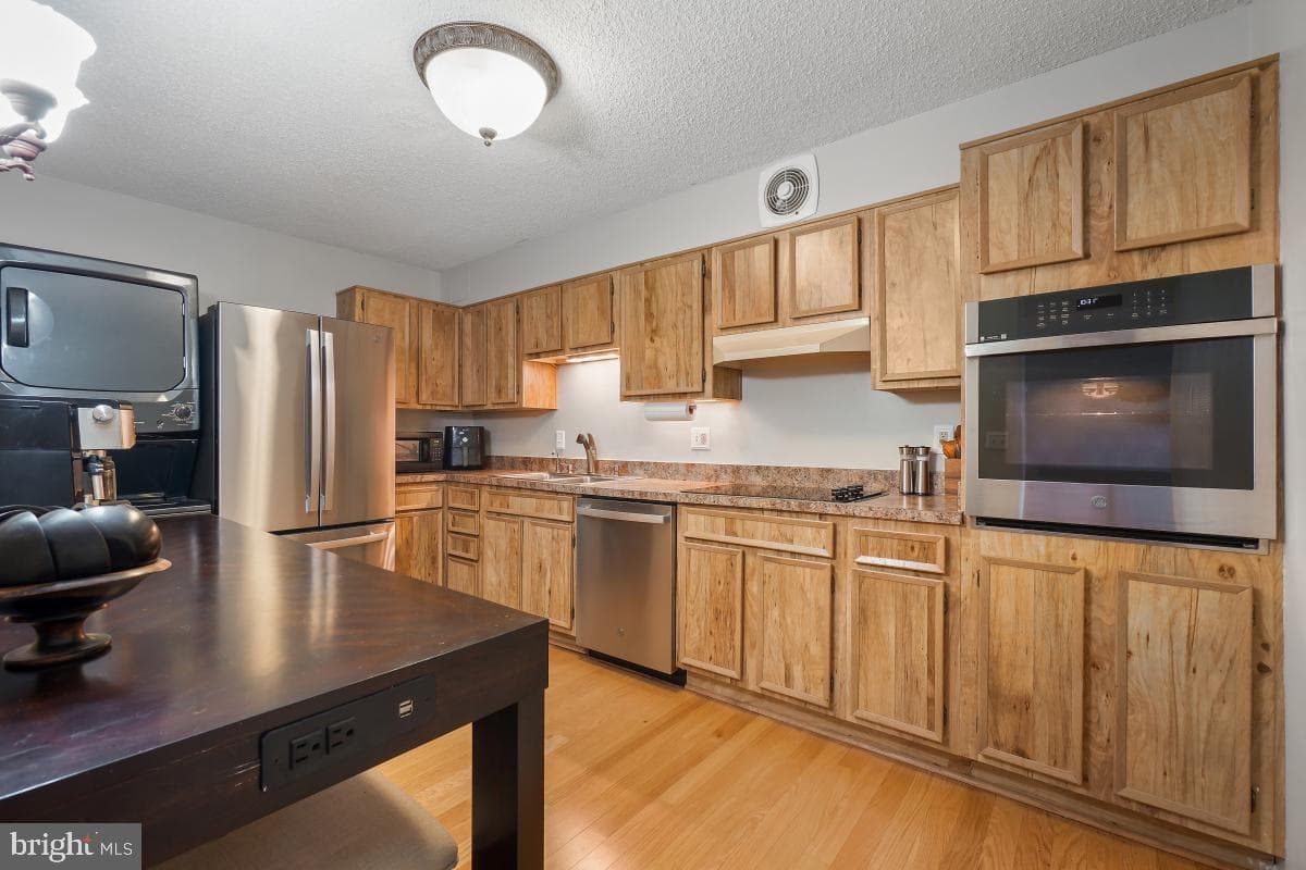 5903 Mount Eagle Drive #1612 photo 11
