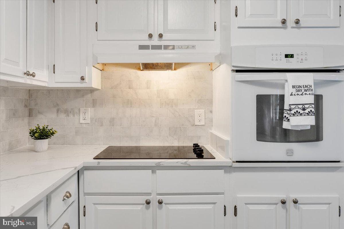 4133 Point Hollow Lane photo 13