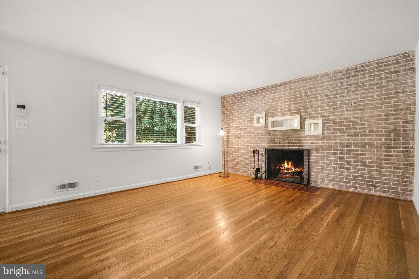 1015 Kennedy Street photo 4