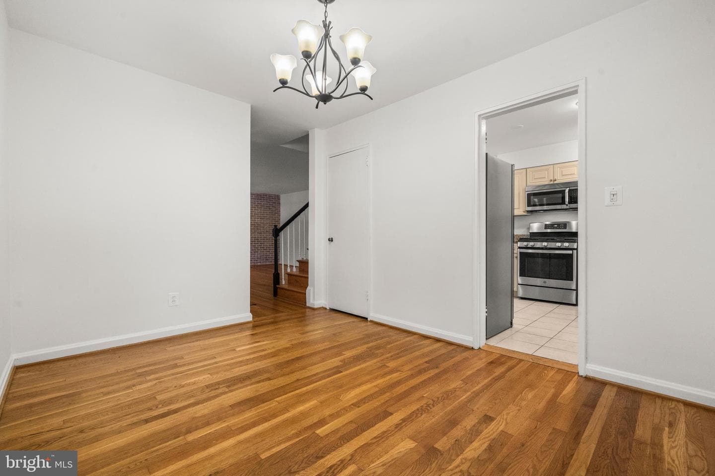 1015 Kennedy Street photo 8