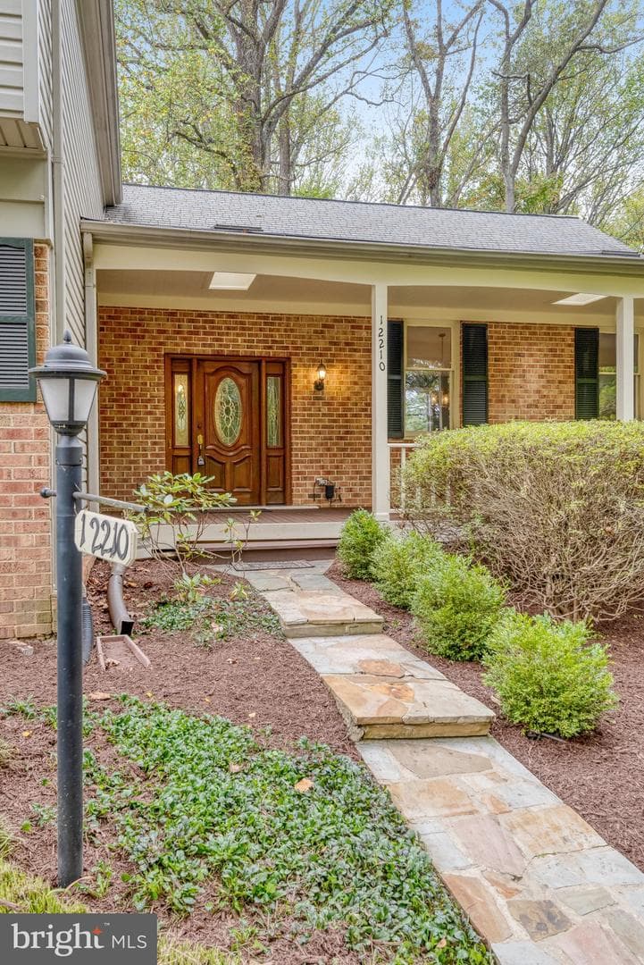 12210 Rowan Tree Drive photo 3