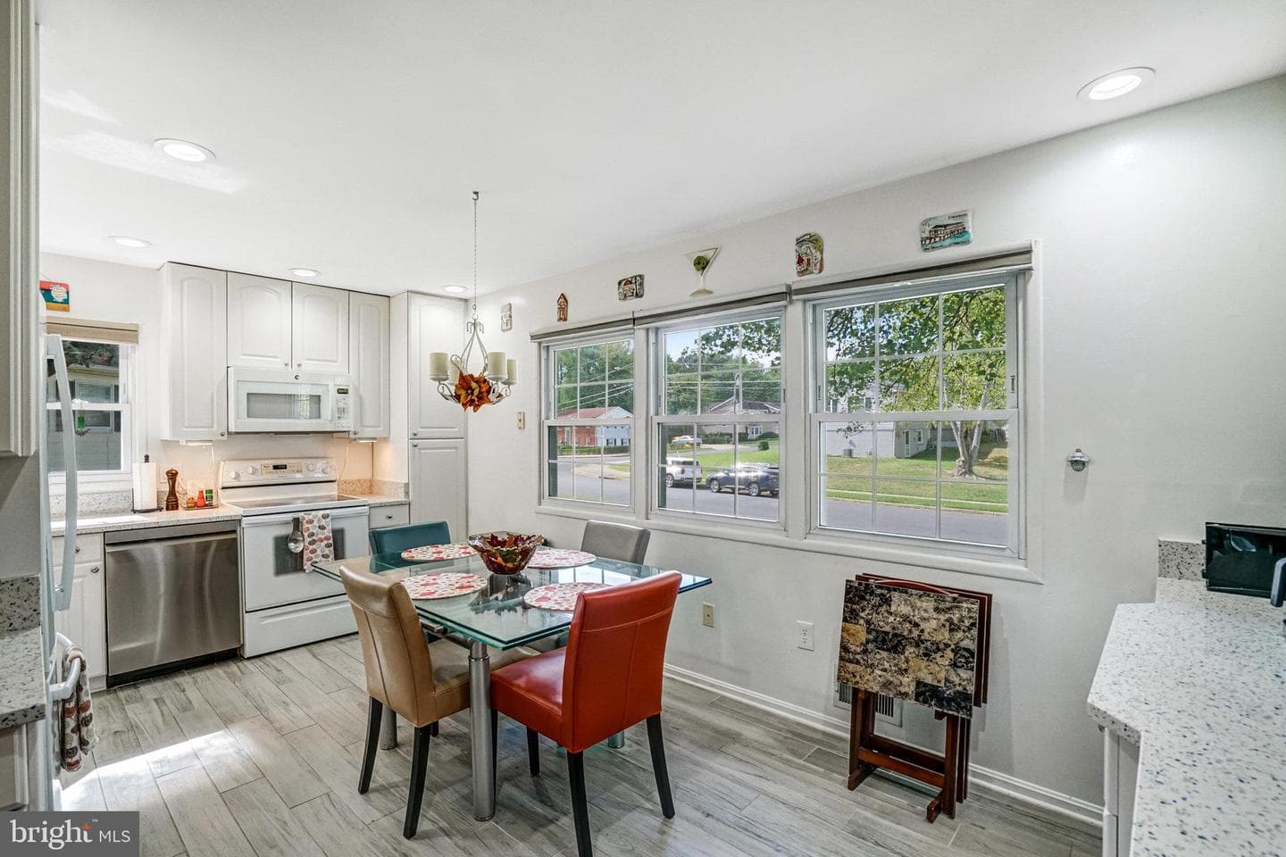 6109 Larkspur Drive photo 2