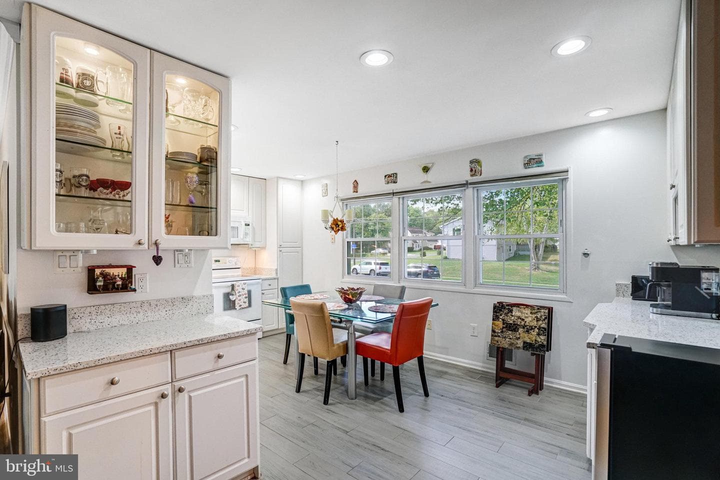 6109 Larkspur Drive photo 3