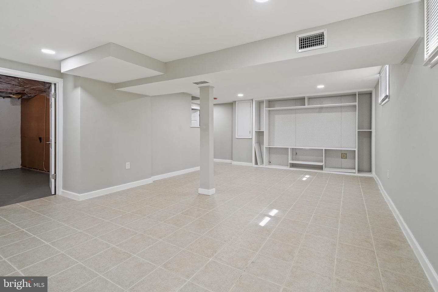 6122 Mantle Road photo 33