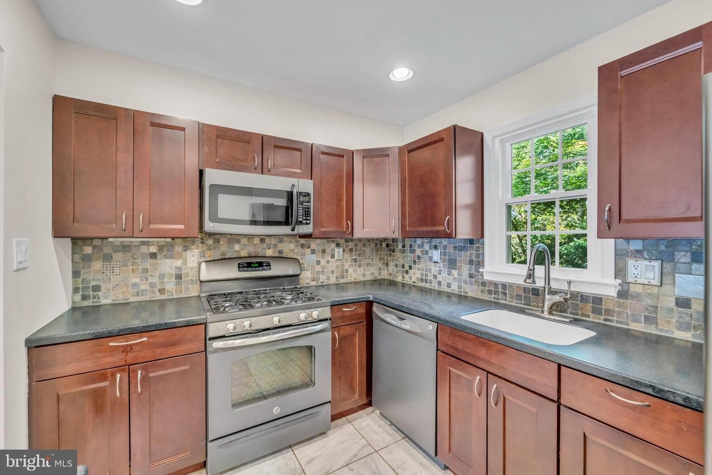 2757 Carter Farm Court photo 11