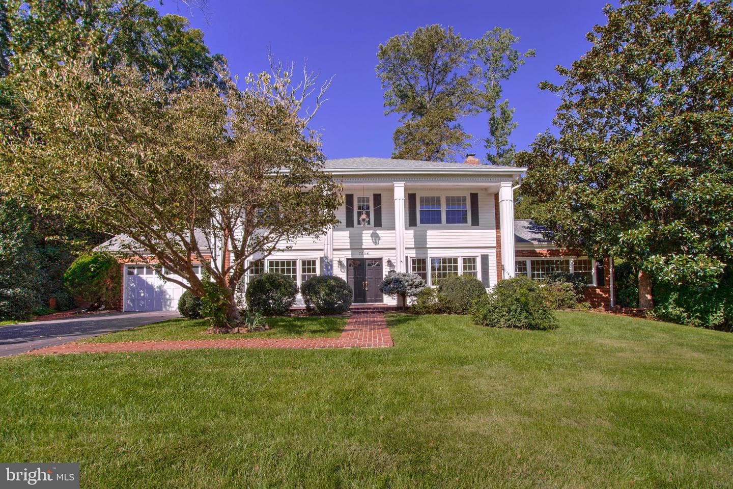 7204 Regent Drive photo 1