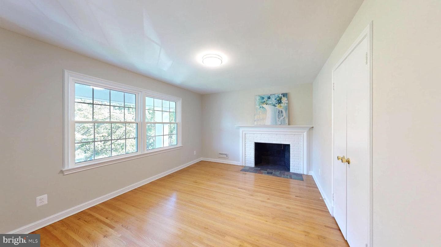 7204 Regent Drive photo 33