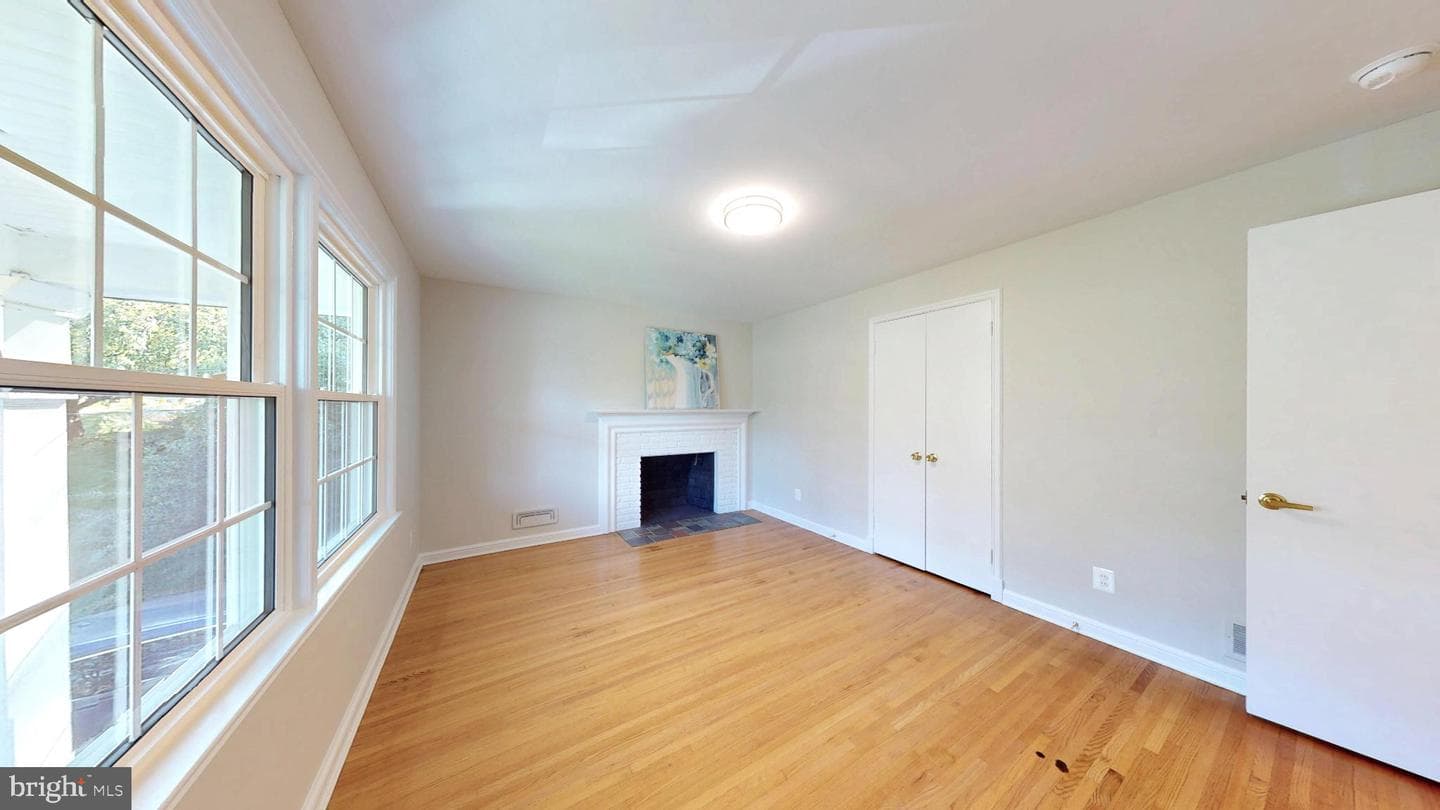 7204 Regent Drive photo 34