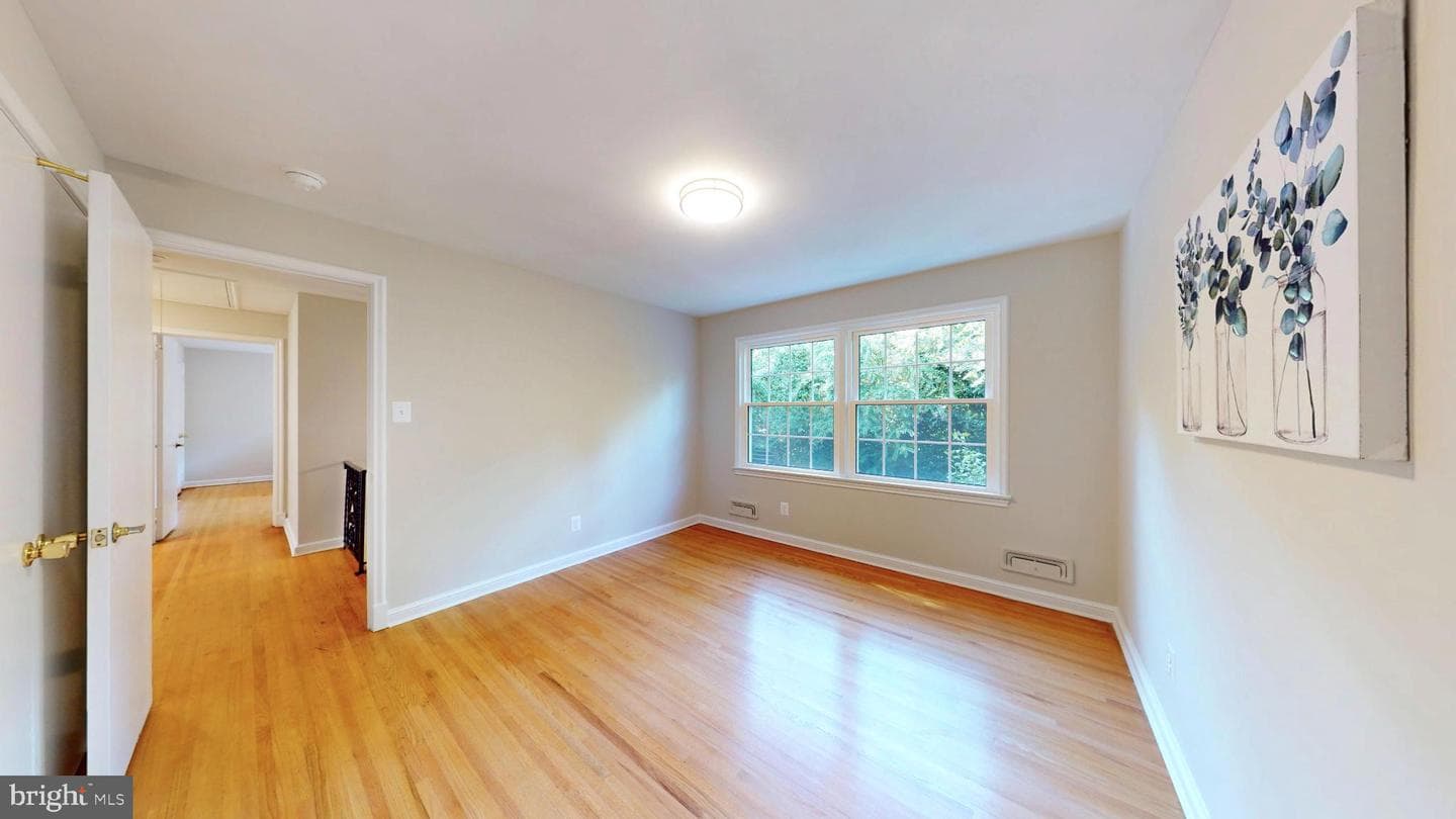 7204 Regent Drive photo 38
