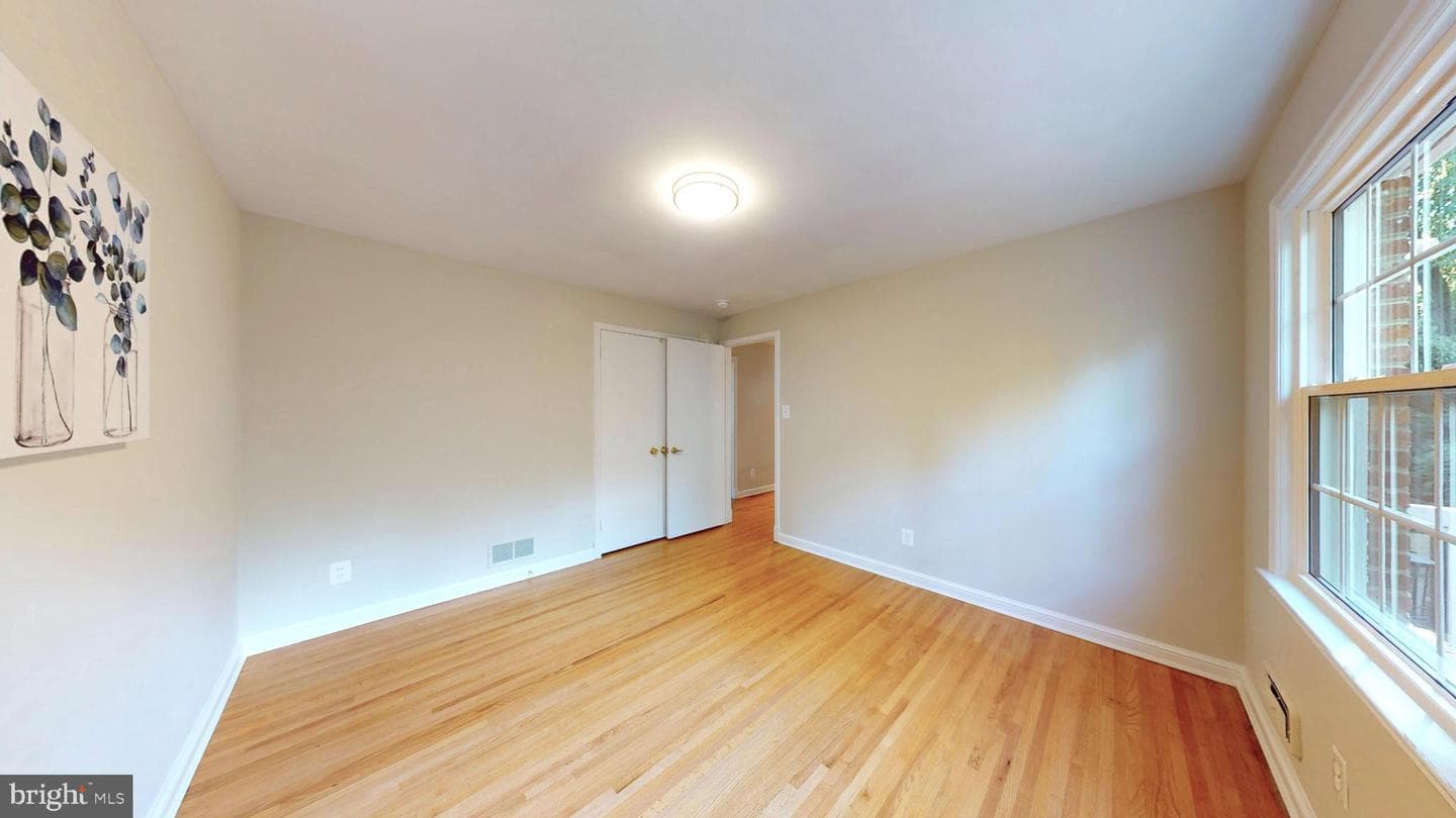 7204 Regent Drive photo 39