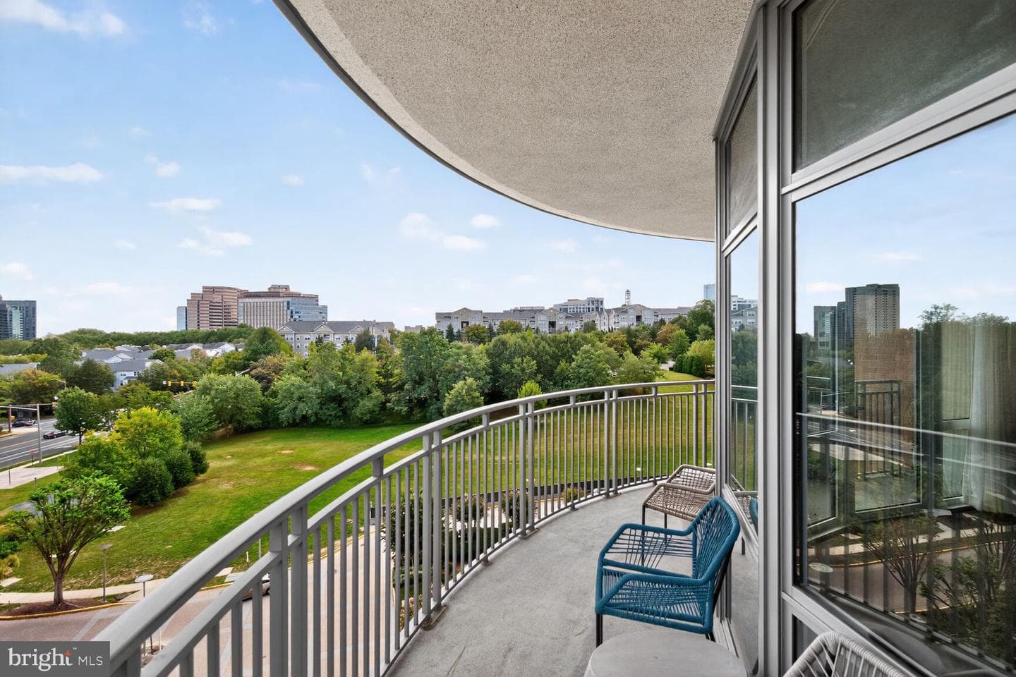 8220 Crestwood Heights Drive #712 photo 23